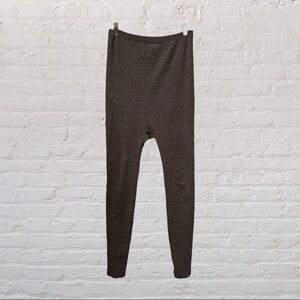 ⭐️2/$20⭐️ Thyme Maternity Knit Leggings​​